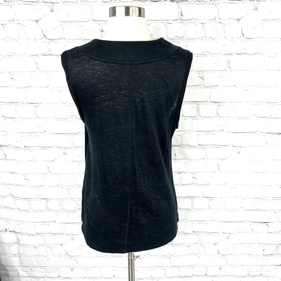 🚫SOLD! |•BANANA REPUBLIC•| Cowl Swoop Neck Wrap Sleeveless Top Size Small - Picture 4 of 10